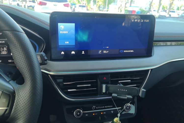 Used Ford Focus 2022 Hatchback EcoBoost 180 Automatic Performance Edition Audio And AC Panel