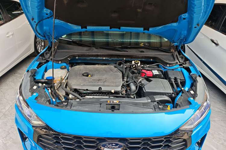 Used Ford Focus 2022 Sedan EcoBoost 180 Automatic Performance Edition Engine Bay