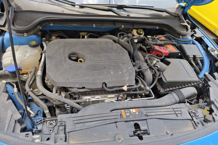 Used Ford Focus 2022 Hatchback EcoBoost 180 Automatic Performance Edition Engine Bay