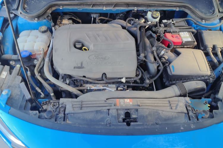 Used Ford Focus 2022 Hatchback EcoBoost 180 Automatic Performance Edition Engine Bay