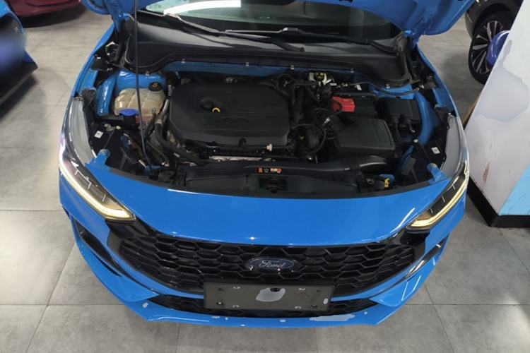 Used Ford Focus 2022 Hatchback EcoBoost 180 Automatic S Edition Engine Bay