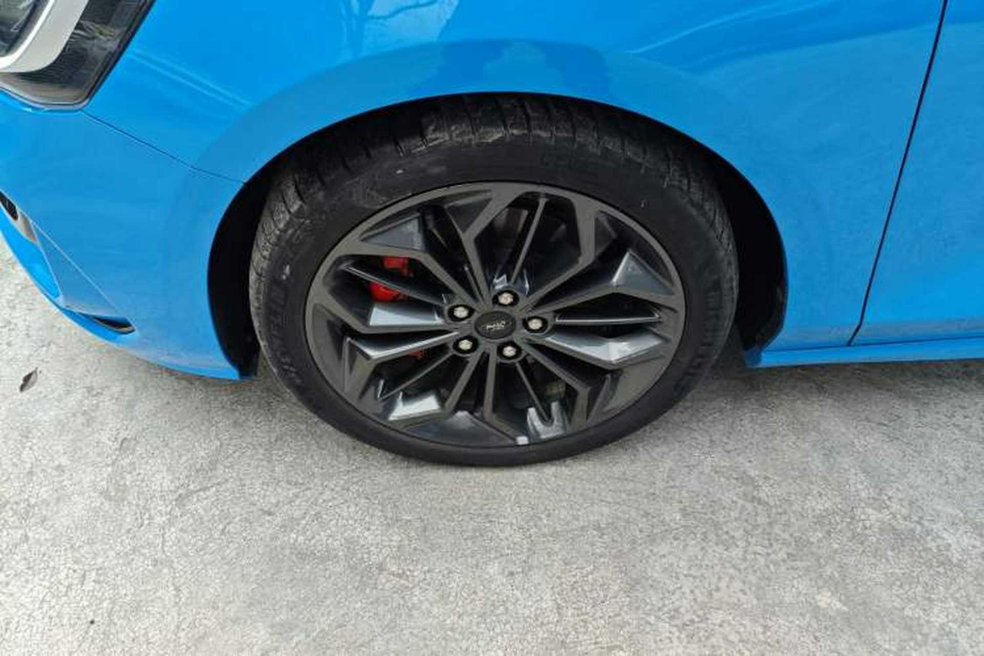 Used Ford Focus 2022 Sedan EcoBoost 180 Automatic ST Line Exterior 4
