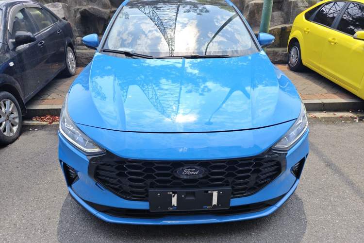 Used Ford Focus 2022 Hatchback EcoBoost 180 Automatic Performance Edition Front