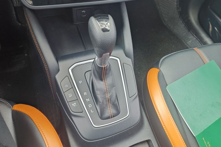 Used Ford Focus 2022 Sedan EcoBoost 180 Automatic Performance Edition Gear Lever