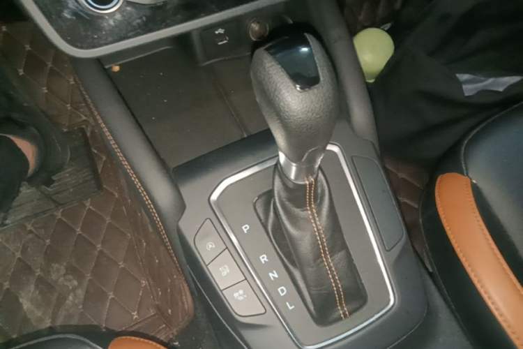 Used Ford Focus 2022 Hatchback EcoBoost 180 Automatic Performance Edition Gear Lever