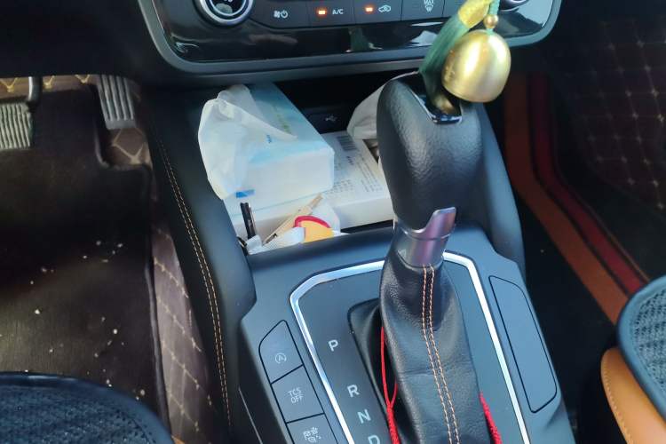 Used Ford Focus 2022 Hatchback EcoBoost 180 Automatic Performance Edition Gear Lever