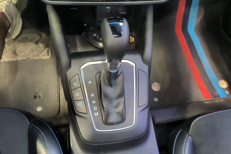 Used Ford Focus 2022 Hatchback EcoBoost 180 Automatic S Edition Gear Lever