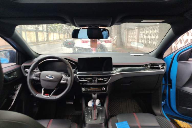 Used Ford Focus 2022 Hatchback EcoBoost 180 Automatic ST Line Headliner