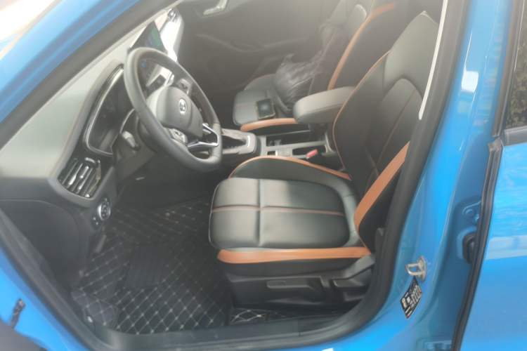 Used Ford Focus 2022 Sedan EcoBoost 180 Automatic Performance Edition Left Front Seat