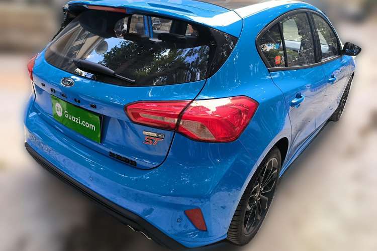 Used Ford Focus 2022 Hatchback EcoBoost 180 Automatic S Edition Rear Right 45 Deg