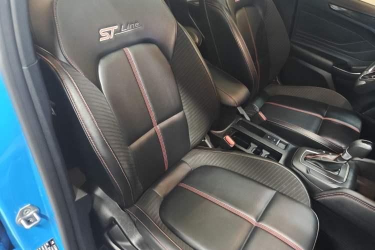 Used Ford Focus 2022 Sedan EcoBoost 180 Automatic ST Line Right Front Seat