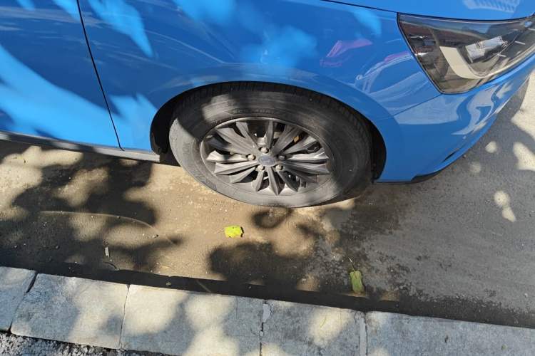 Used Ford Focus 2022 Sedan EcoBoost 180 Automatic Performance Edition Right Front Wheel Hub