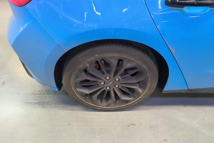 Used Ford Focus 2022 Hatchback EcoBoost 180 Automatic S Edition Right Rear Wheel Hub