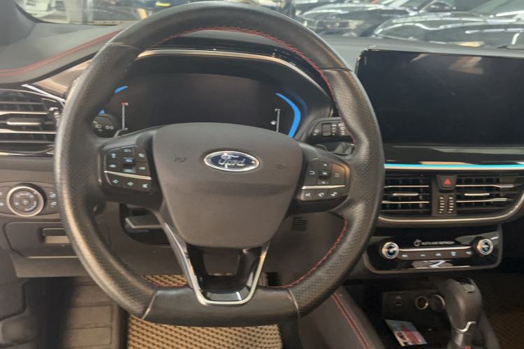 Used Ford Focus 2022 Sedan EcoBoost 180 Automatic ST Line Steering Wheel