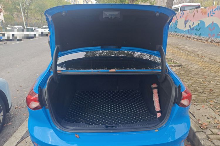 Used Ford Focus 2022 Sedan EcoBoost 180 Automatic Performance Edition Trunk