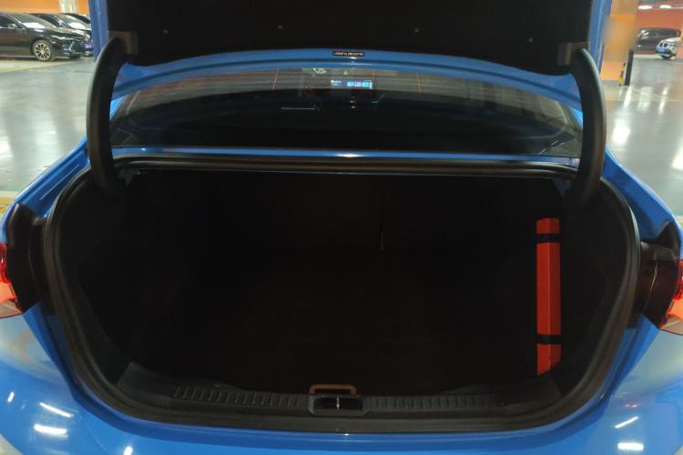 Used Ford Focus 2022 Sedan EcoBoost 180 Automatic Performance Edition Trunk