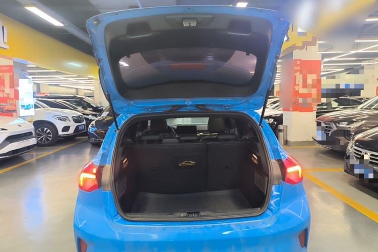Used Ford Focus 2022 Hatchback EcoBoost 180 Automatic S Edition Trunk