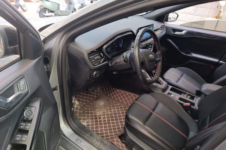 Used Ford Focus 2022 Hatchback EcoBoost 180 Automatic ST Line Driver Seat