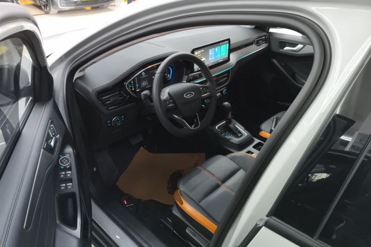 Used Ford Focus 2022 Sedan EcoBoost 180 Automatic Performance Edition Driver Seat