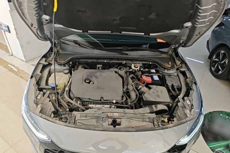 Used Ford Focus 2022 Hatchback EcoBoost 180 Automatic Performance Edition Engine Bay