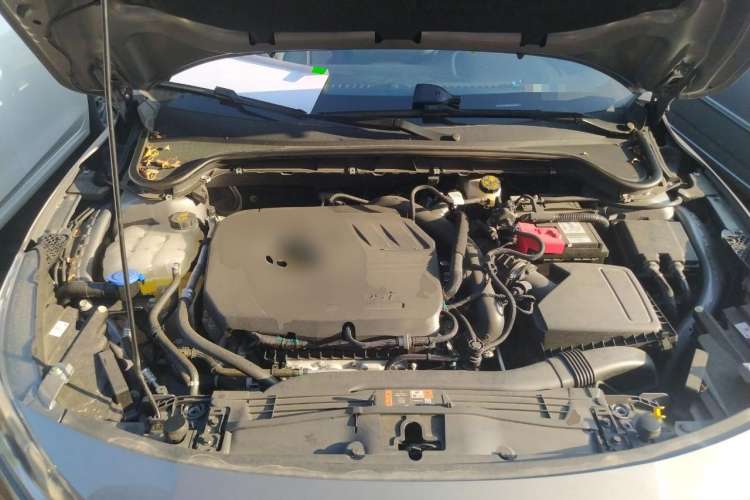 Used Ford Focus 2022 Hatchback EcoBoost 180 Automatic ST Line Engine Bay