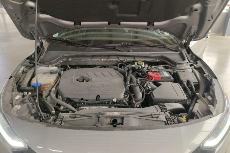 Used Ford Focus 2022 Sedan EcoBoost 180 Automatic Performance Edition Engine Bay