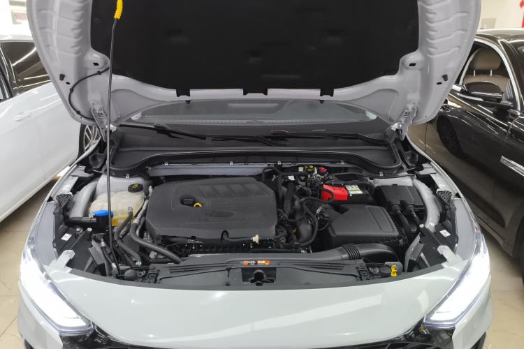 Used Ford Focus 2022 Sedan EcoBoost 180 Automatic Performance Edition Engine Bay
