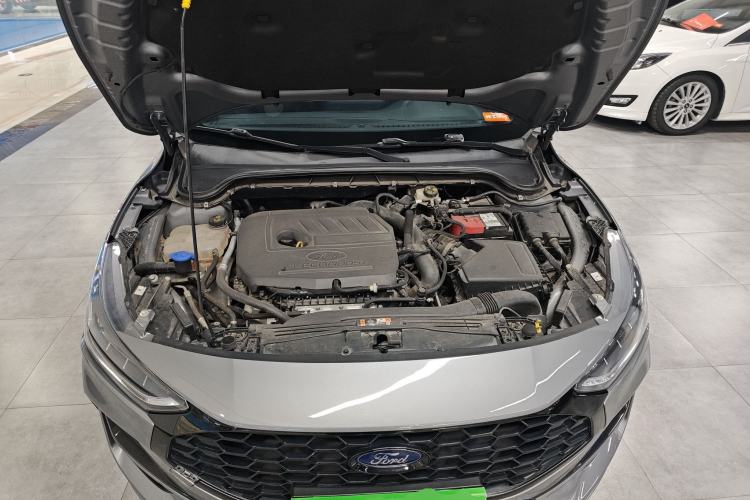 Used Ford Focus 2022 Hatchback EcoBoost 180 Automatic ST Line Engine Bay