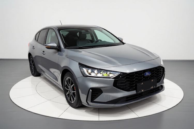 Used Ford Focus 2022 Hatchback EcoBoost 180 Automatic Performance Edition Exterior 1