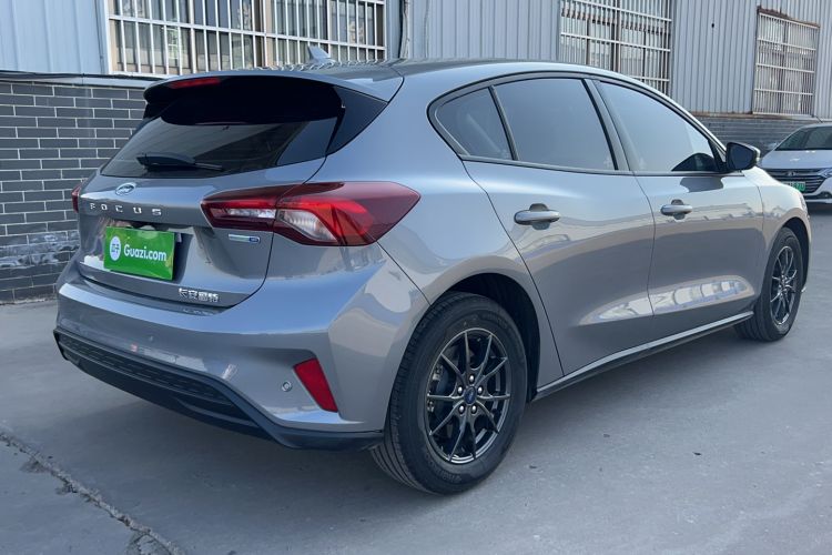 Used Ford Focus 2022 Hatchback EcoBoost 180 Automatic Performance Edition Exterior 3