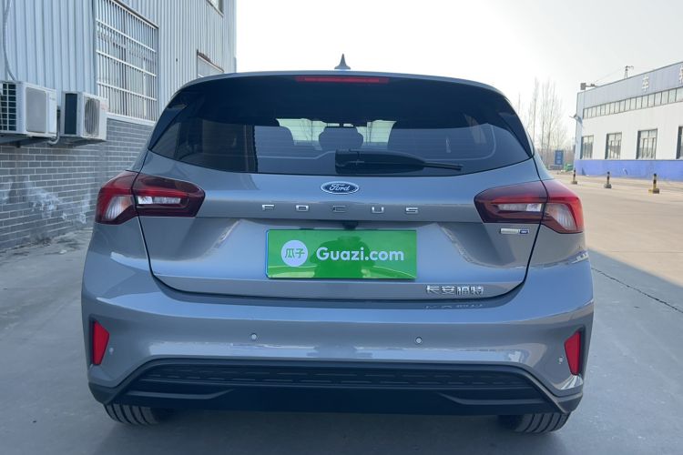 Used Ford Focus 2022 Hatchback EcoBoost 180 Automatic Performance Edition Exterior 4