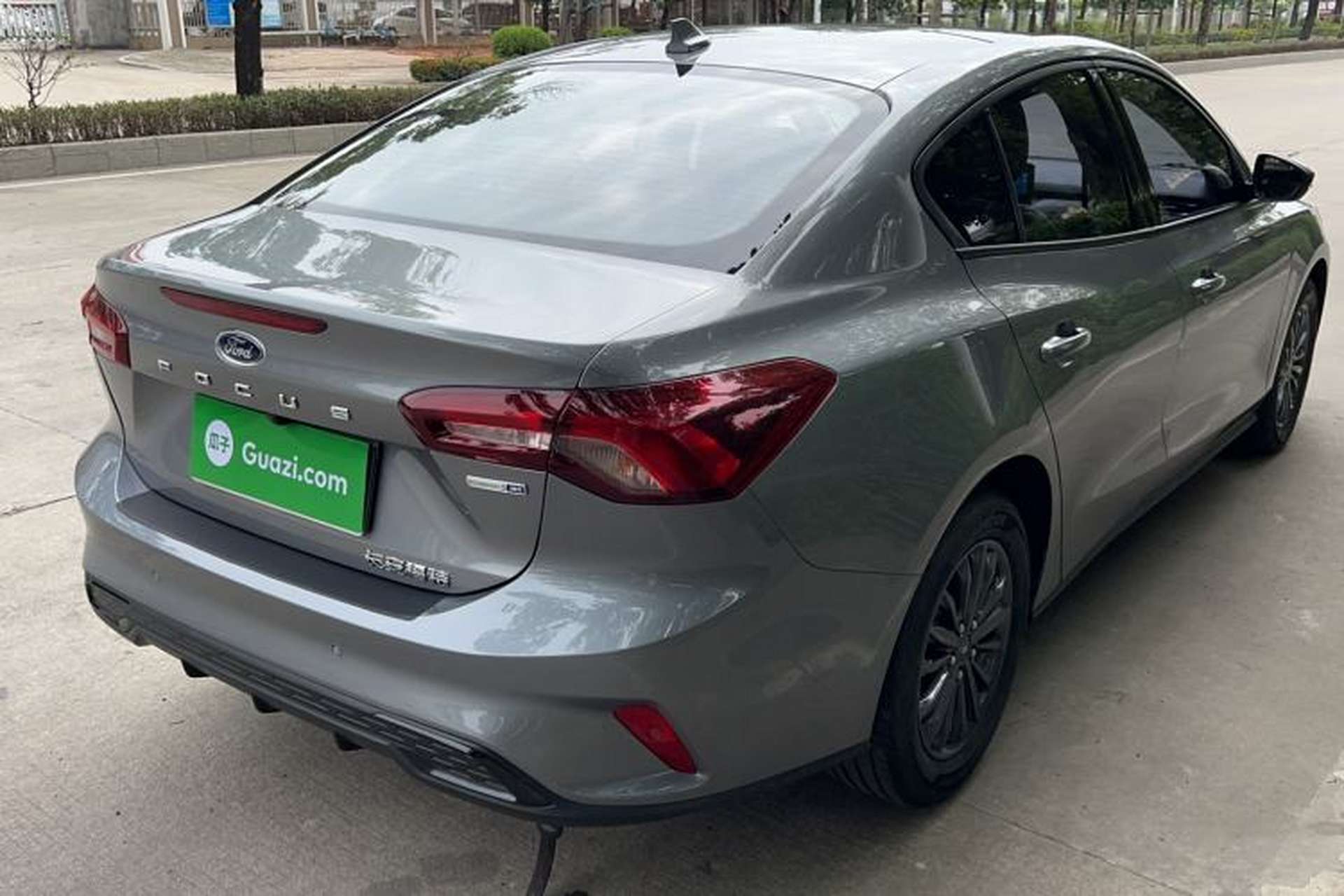 Used Ford Focus 2022 Sedan EcoBoost 180 Automatic Performance Edition Exterior 5