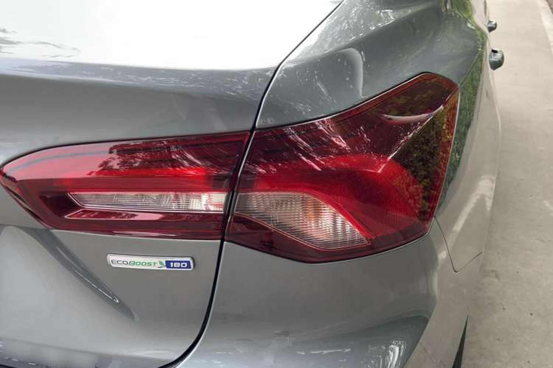 Used Ford Focus 2022 Sedan EcoBoost 180 Automatic Performance Edition Exterior 6