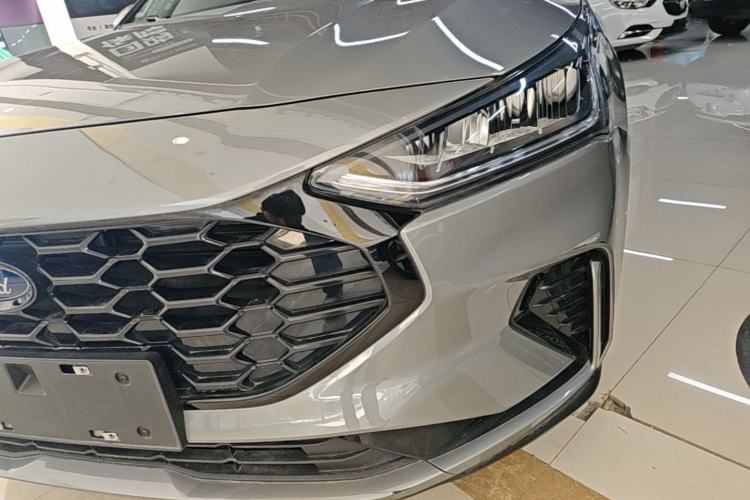 Used Ford Focus 2022 Hatchback EcoBoost 180 Automatic Performance Edition Left Front Headlight