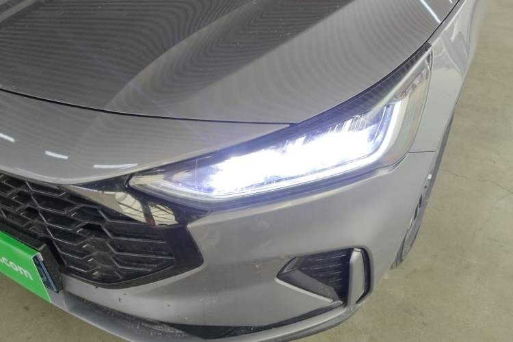 Used Ford Focus 2022 Sedan EcoBoost 180 Automatic Performance Edition Left Front Headlight