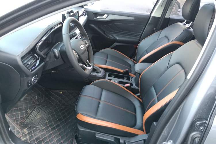 Used Ford Focus 2022 Hatchback EcoBoost 180 Automatic Performance Edition Left Front Seat
