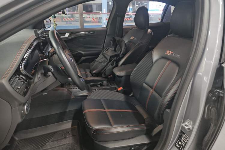 Used Ford Focus 2022 Hatchback EcoBoost 180 Automatic ST Line Left Front Seat