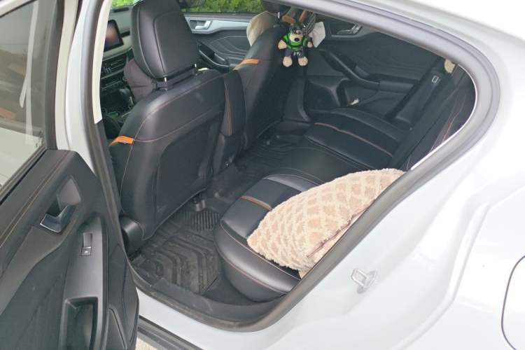Used Ford Focus 2022 Hatchback EcoBoost 180 Automatic Performance Edition Left Rear Seat