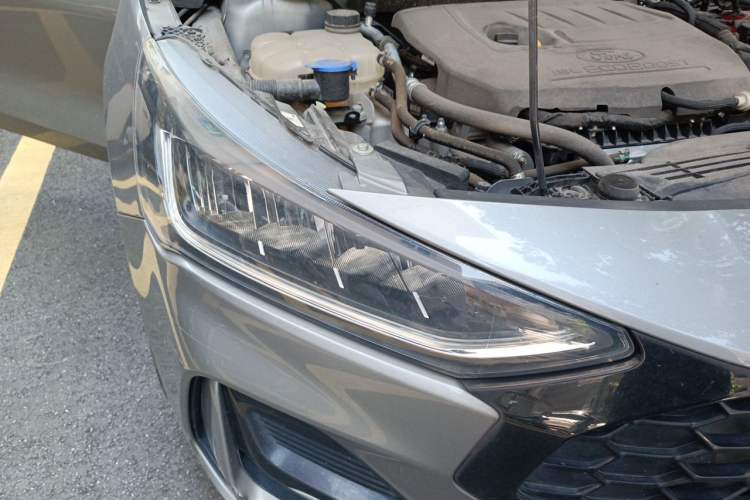 Used Ford Focus 2022 Hatchback EcoBoost 180 Automatic ST Line Right Front Headlight
