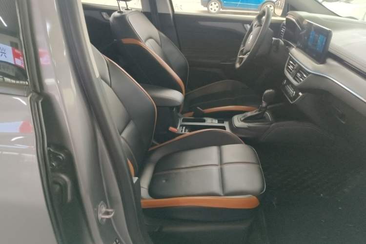 Used Ford Focus 2022 Sedan EcoBoost 180 Automatic Performance Edition Right Front Seat