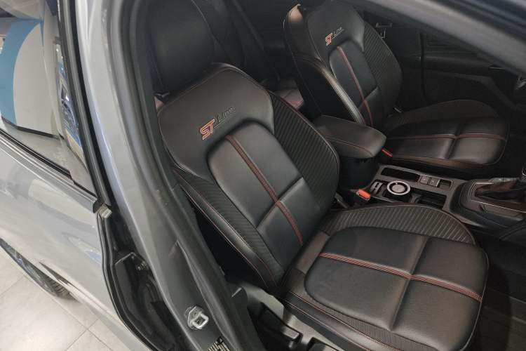 Used Ford Focus 2022 Hatchback EcoBoost 180 Automatic ST Line Right Front Seat