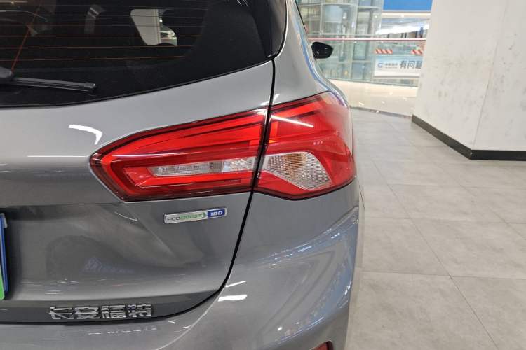 Used Ford Focus 2022 Hatchback EcoBoost 180 Automatic ST Line Right Rear Taillight