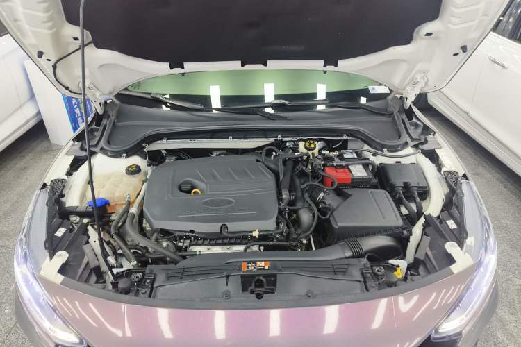 Used Ford Focus 2022 Sedan EcoBoost 180 Automatic ST Line Engine Bay