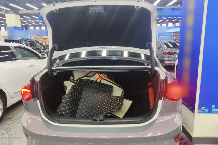 Used Ford Focus 2022 Sedan EcoBoost 180 Automatic ST Line Trunk