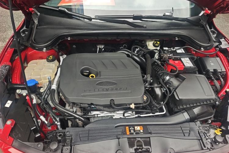Used Ford Focus 2022 Hatchback EcoBoost 180 Automatic ST Line Engine Bay