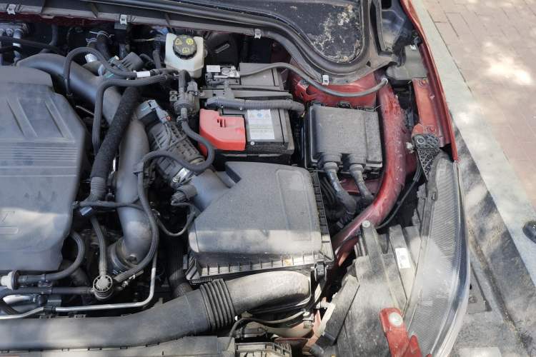 Used Ford Focus 2022 Sedan EcoBoost 180 Automatic ST Line Engine Bay Left