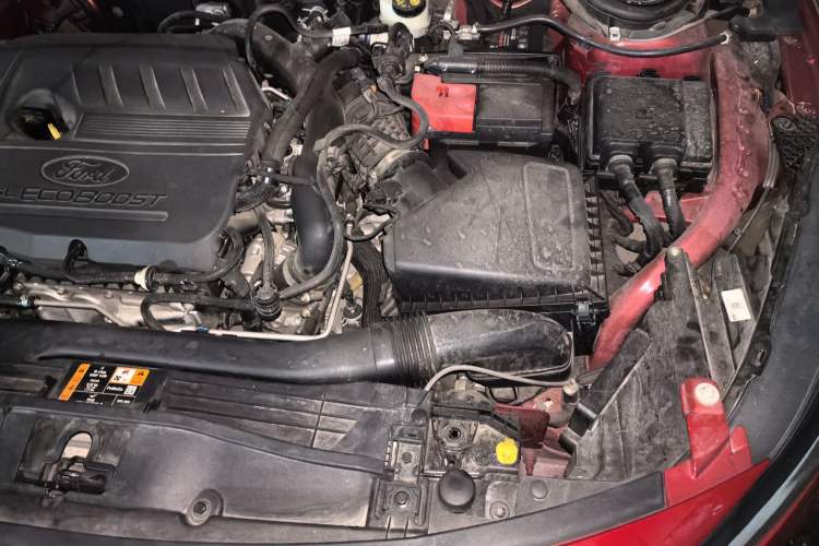 Used Ford Focus 2022 Hatchback EcoBoost 180 Automatic ST Line Engine Bay Left