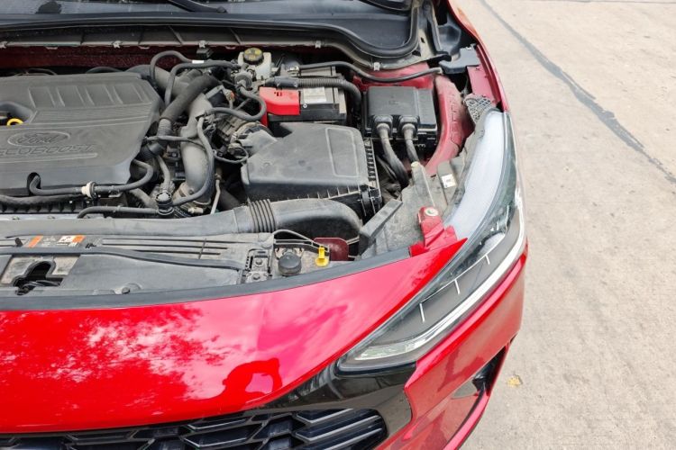 Used Ford Focus 2022 Sedan EcoBoost 180 Automatic Performance Edition Engine Bay Left
