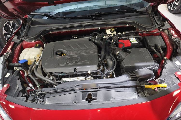 Used Ford Focus 2022 Hatchback EcoBoost 180 Automatic ST Line Engine Bay