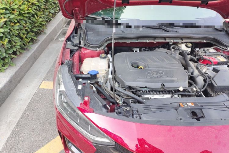 Used Ford Focus 2022 Hatchback EcoBoost 180 Automatic ST Line Engine Bay Right